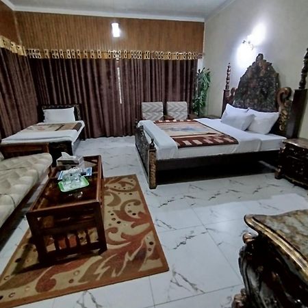 Alaf Laila Guest House Абботтабад Екстер'єр фото