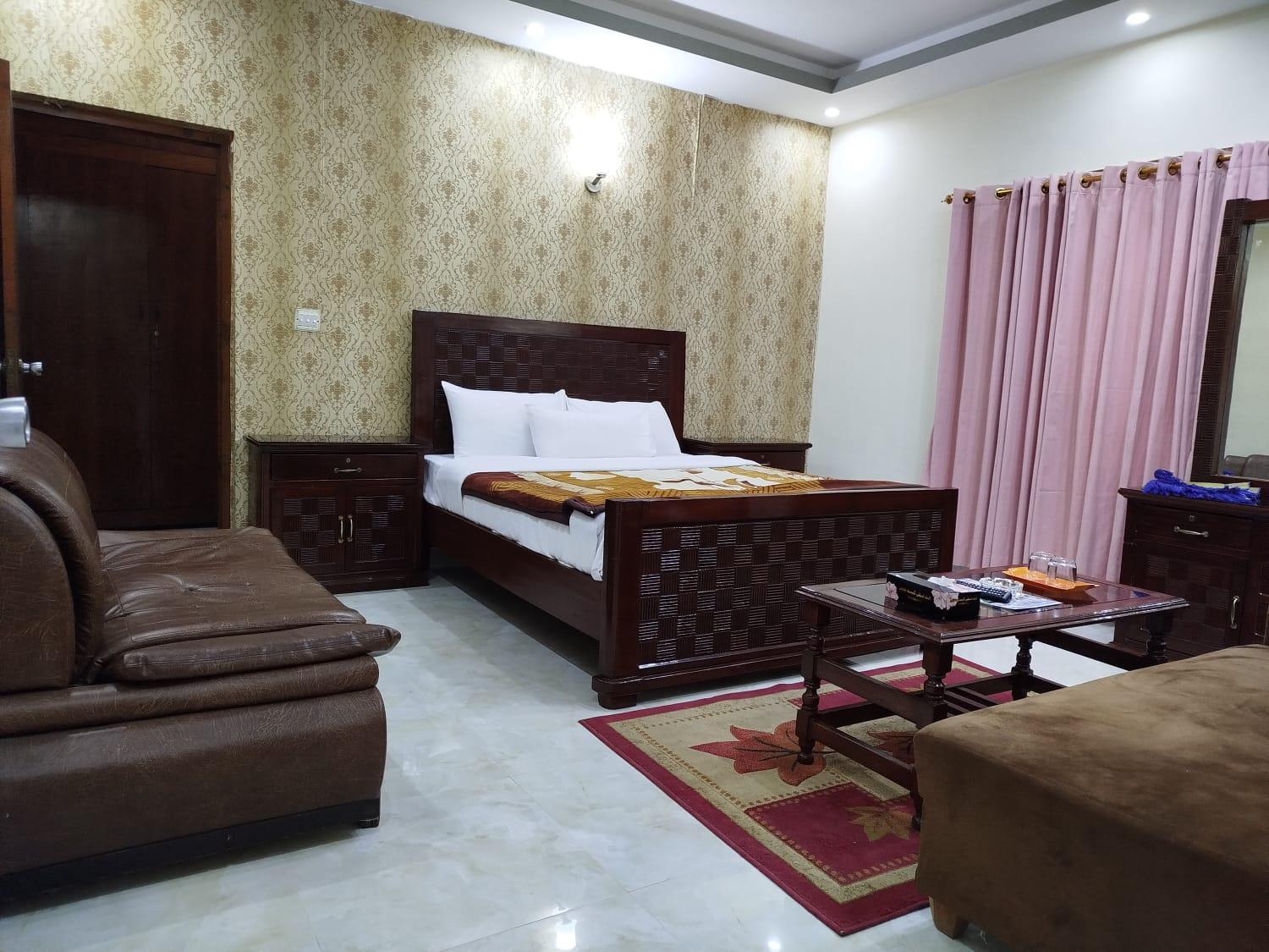 Alaf Laila Guest House Абботтабад Екстер'єр фото