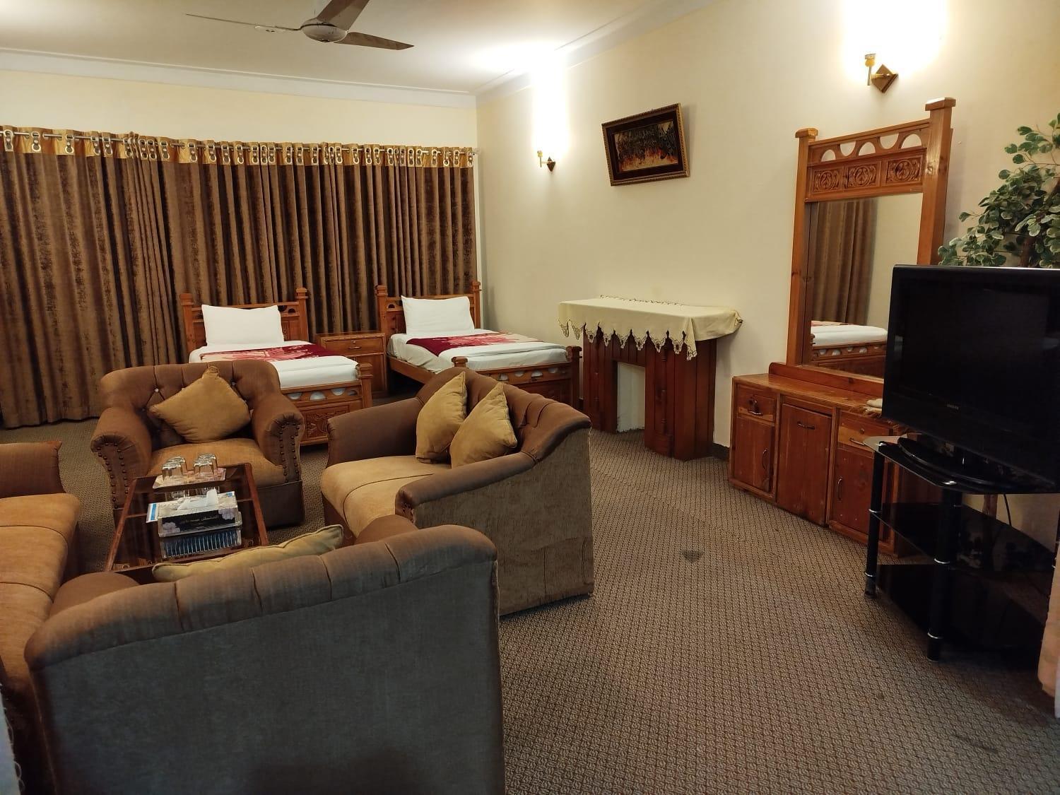 Alaf Laila Guest House Абботтабад Екстер'єр фото