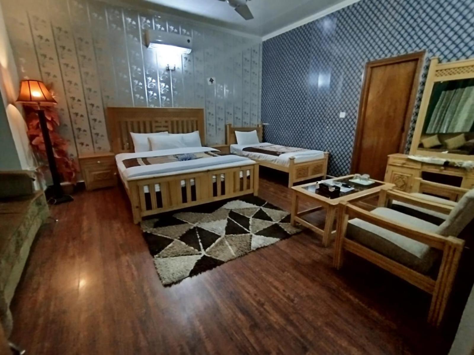 Alaf Laila Guest House Абботтабад Екстер'єр фото