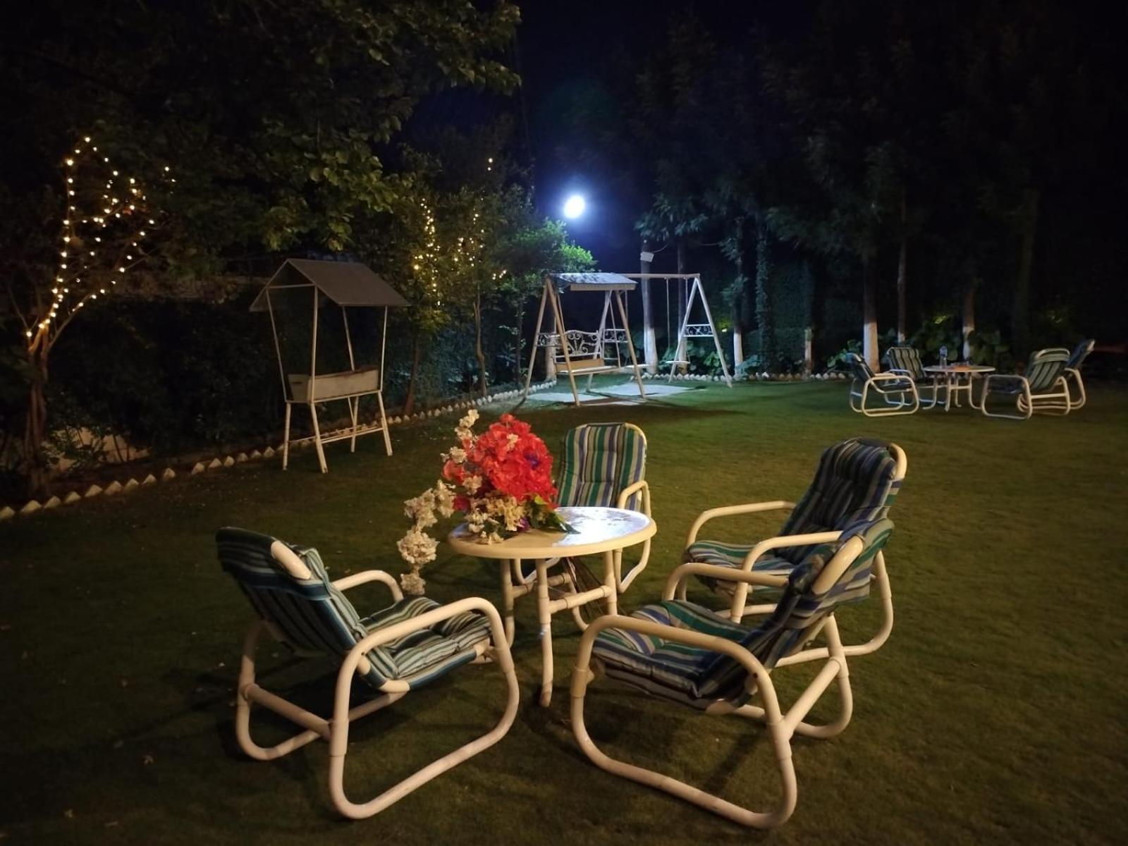 Alaf Laila Guest House Абботтабад Екстер'єр фото